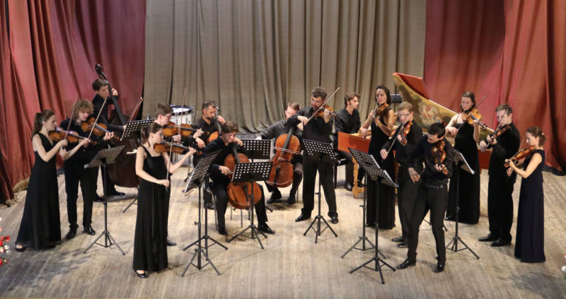 Выступает Государственный академический камерный оркестр России. Фото: предоставлено филармонией.