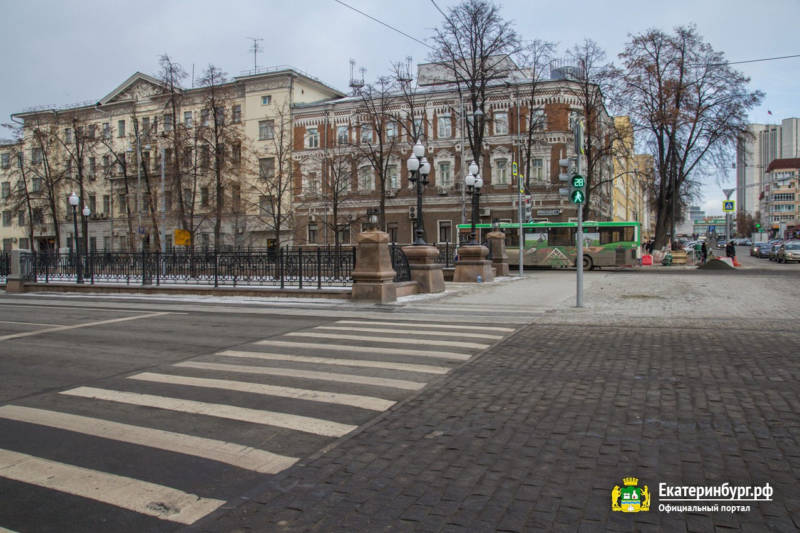 Ремонт проспекта Ленина в Екатеринбурге завершат до 15 ноября