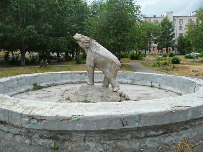 В Каменске-Уральском восстановили любимый горожанами фонтан «Слоник»