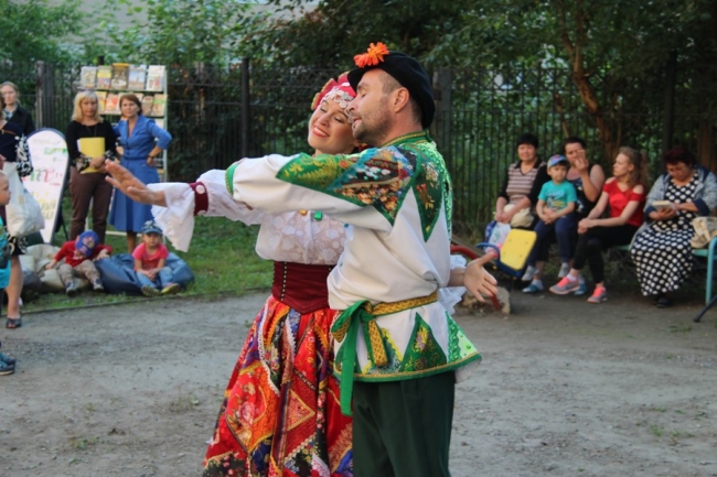 Екатеринбуржцев приглашают на праздники двора под девизом «Выбирай культуру с детства»