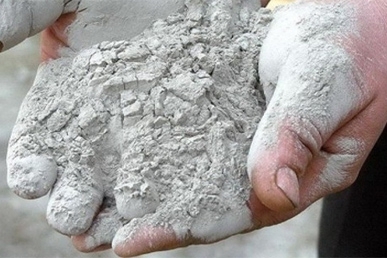 Жители Невьянска задыхаются от цементной пыли
