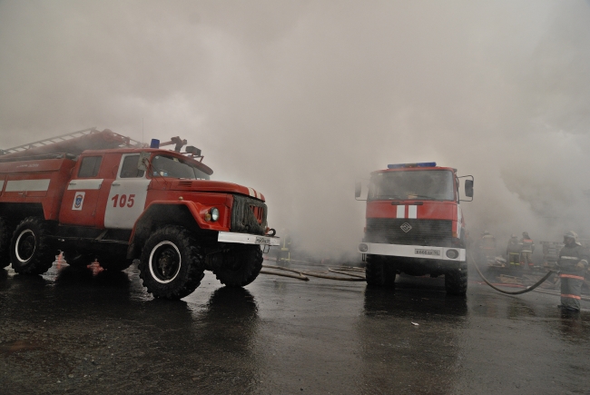 Из горящего дома в Ирбите эвакуировали 11 детей