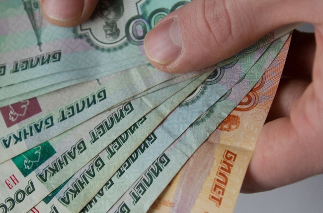 Уральцы накопили во вкладах почти 3 триллиона рублей