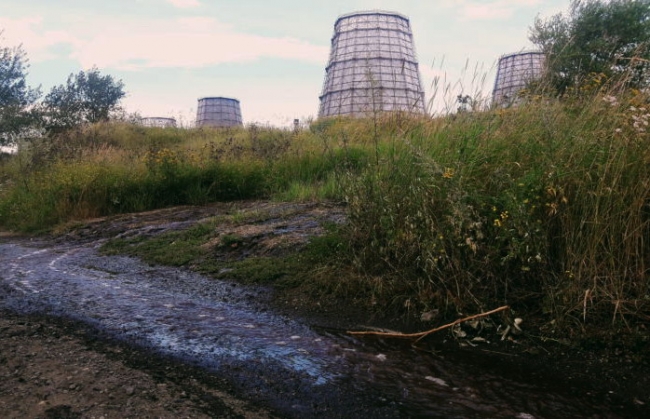 Поток технической воды хлынул в реку Турью из-за утечки на Богословском алюминиевом заводе