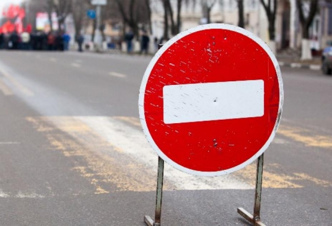 Завтра в Екатеринбурге закроют для автомобилистов две улицы