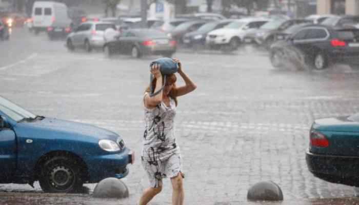 Все выходные в Екатеринбурге будет лить дождь