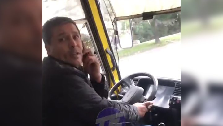 В Екатеринбурге водитель высадил из автобуса беременную женщину‍. Видео
