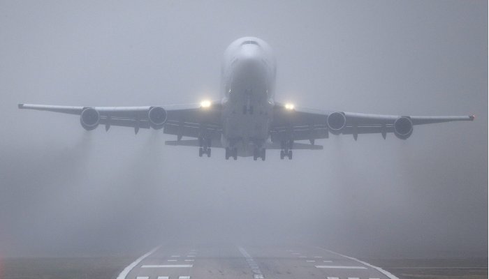 «Уральские авиалинии» задержали шесть рейсов в Екатеринбург