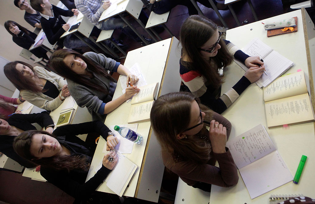 Менингит продолжает косить школьников в екатеринбургской гимназии