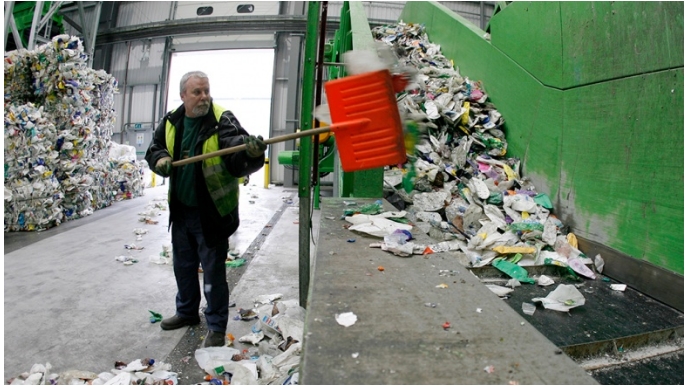 Новые тарифы на вывоз мусора в Екатеринбурге огласят до конца недели
