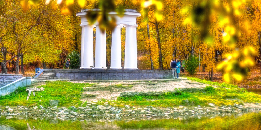 В Харитоновском парке Екатеринбурга сегодня появится Аллея Героев