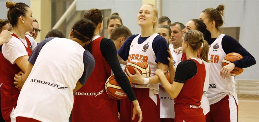 Баскетбол: женская сборная России готовится к матчу с Венгрией в Екатеринбурге