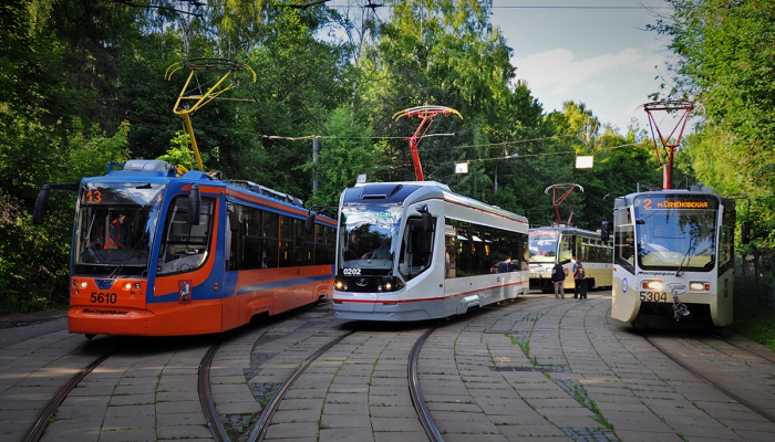 13 новых трамвайных вагонов вагонов модели 71-405 встанут на рельсы города