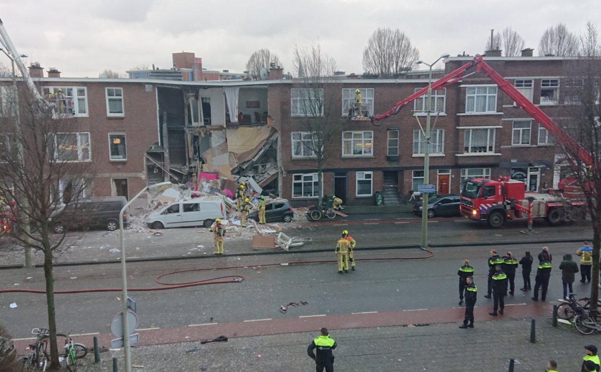 Три здания обрушились после взрыва в Гааге