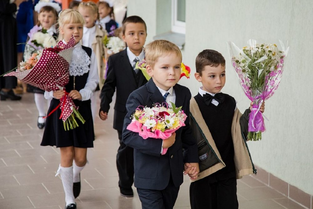 В Екатеринбурге родители попытались записать ребенка в 1 класс 57 раз