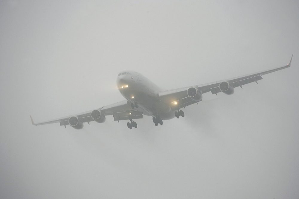 Из-за густого тумана самолеты не могли приземлиться в Екатеринбурге