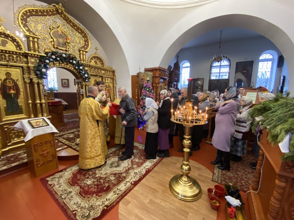 Новые молитвы против коронавируса прочитали в храмах Екатеринбурга