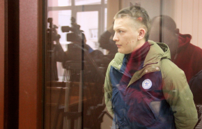 Автохама Игоря Новоселова посадили на пять суток за дебош в отделе полиции