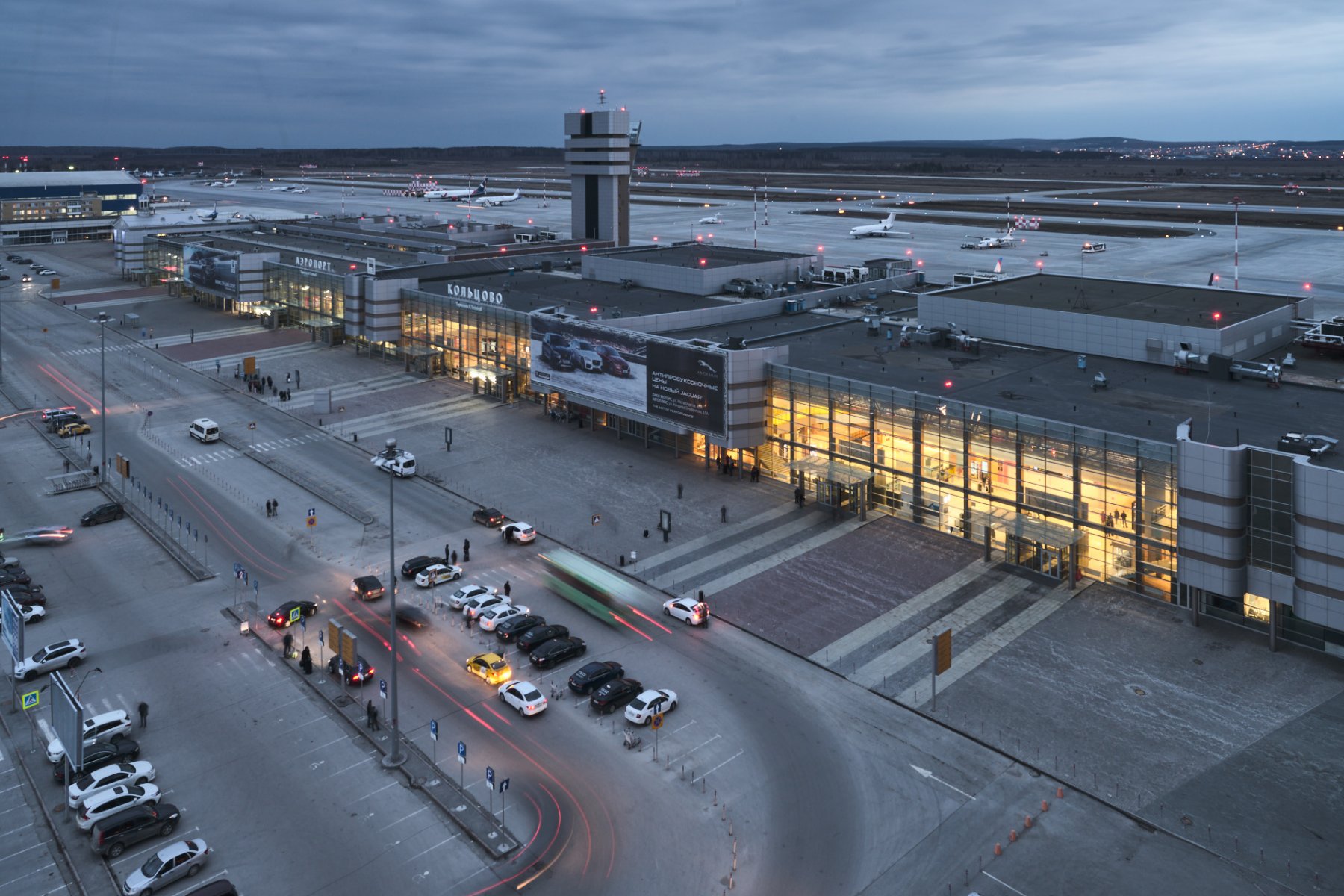 В аэропорту Кольцово увеличивается число рейсов в Нижневартовск, Самару и Казань