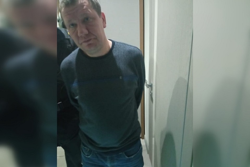В Екатеринбурге ФСБ поймала мужчину, собиравшегося сжечь дом при помощи микроволновки