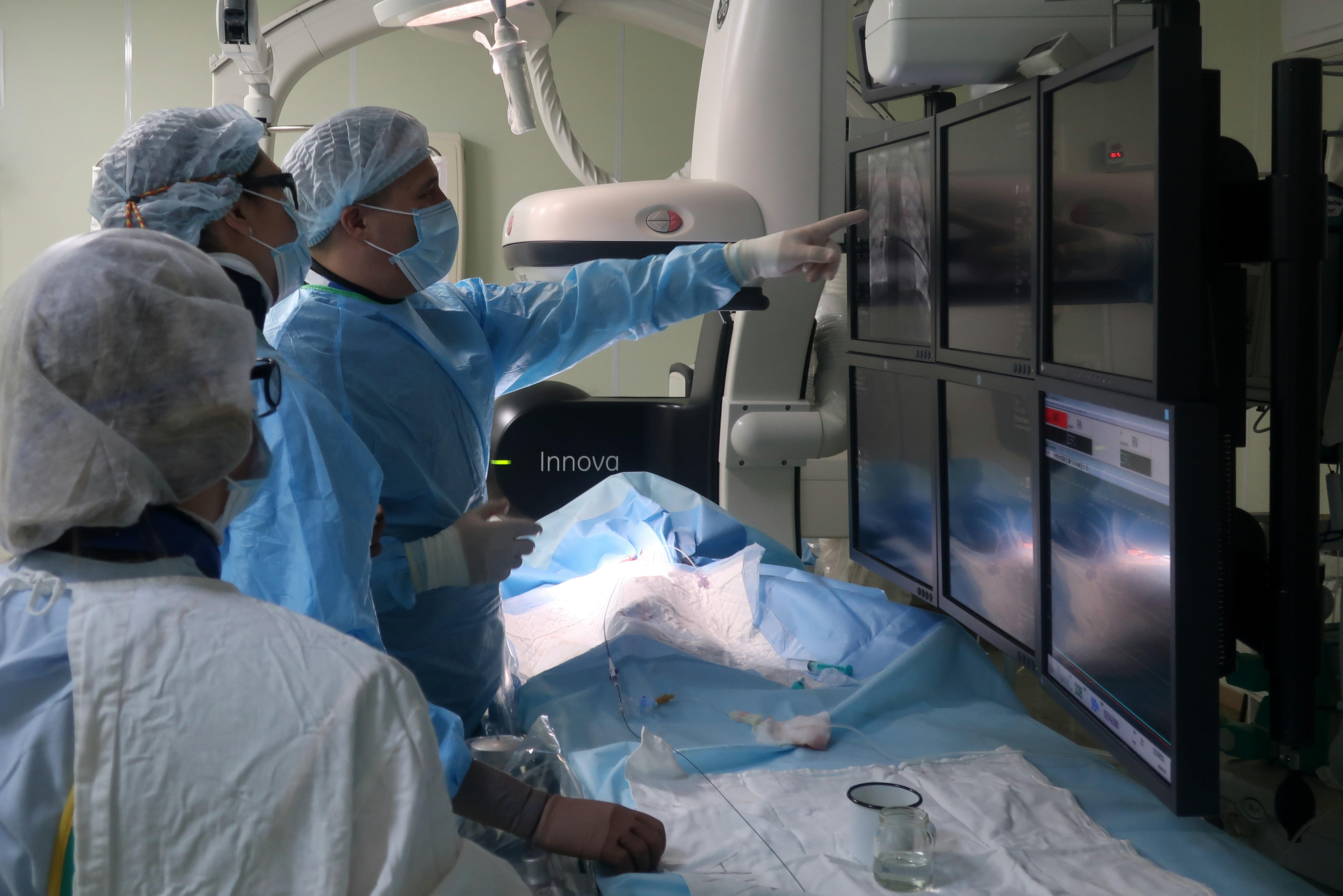 В Екатеринбурге впервые выполнили операцию ребёнку с крайне редкой врождённой патологией